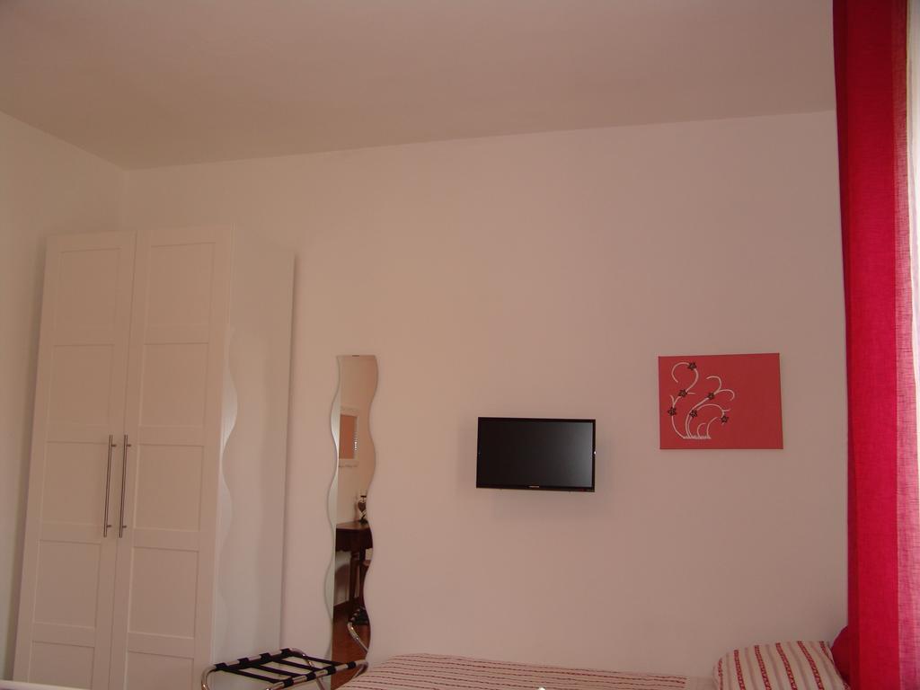 B&B Myosotis Pisa Phòng bức ảnh